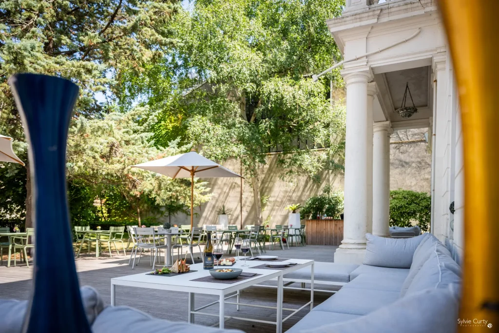 Extérieur de l'Hôtel Champlain à La Rochelle